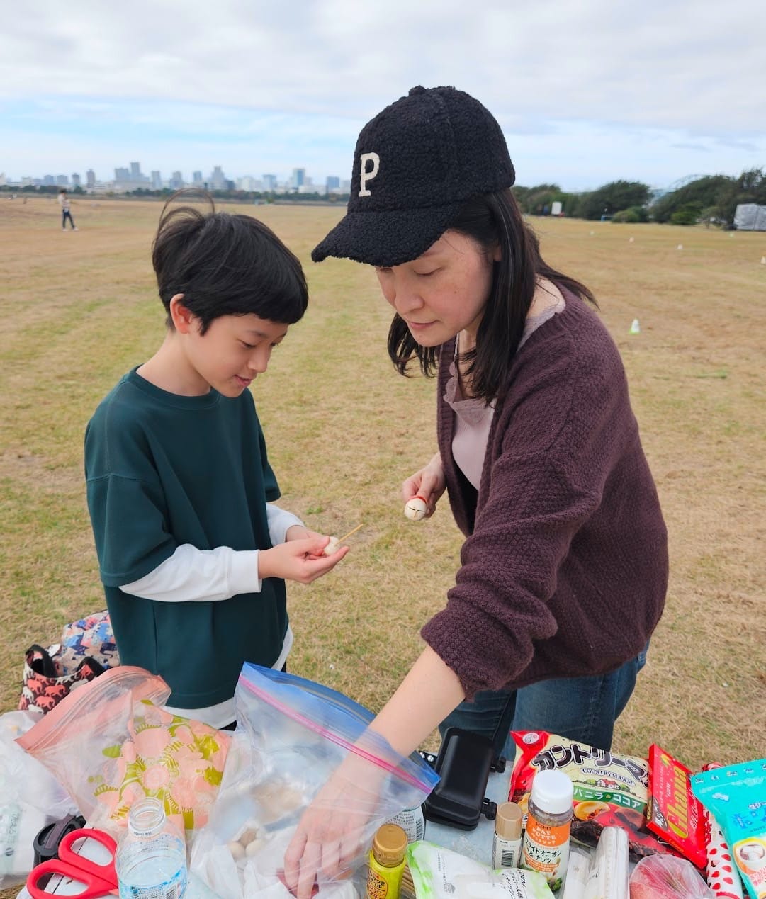 What is a 'Bosai (disaster preparedness) picnic'?: Tailored courses and workshops for families with children by NPO